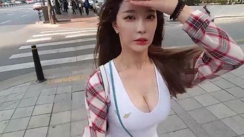 亚洲国产美女直播高清野战